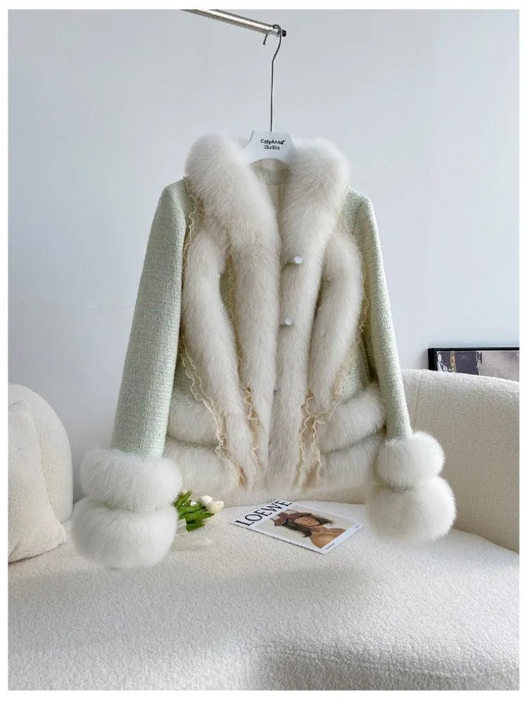 Chic Elegance: Fox Fur Coat with Lace Detail for Winter Glamour