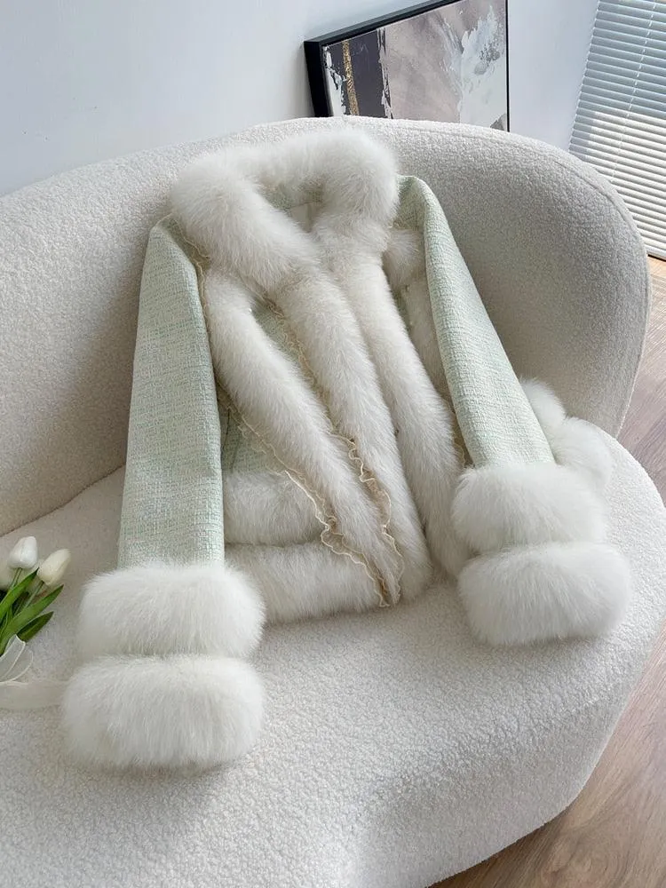 Chic Elegance: Fox Fur Coat with Lace Detail for Winter Glamour