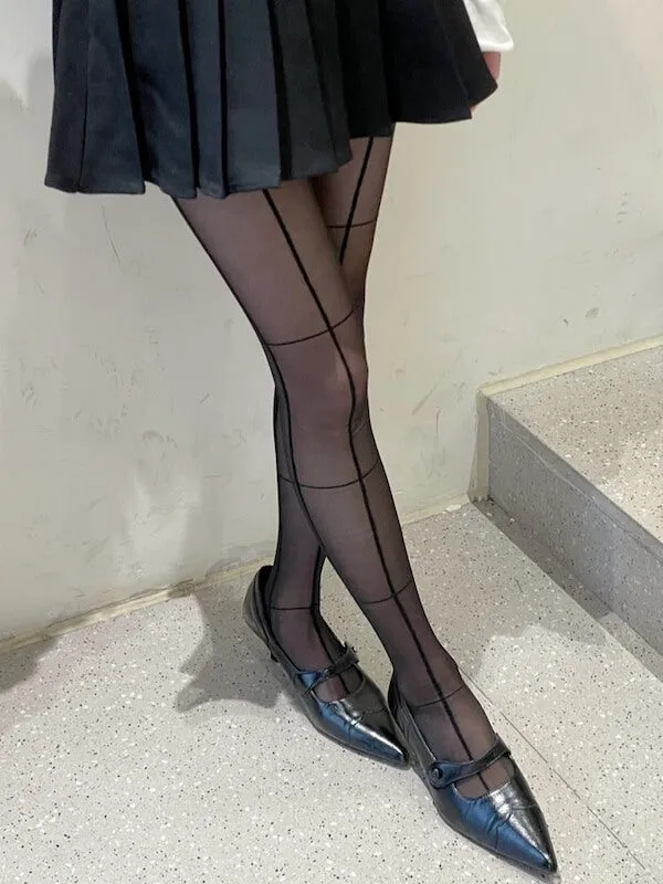 Cross lines tights