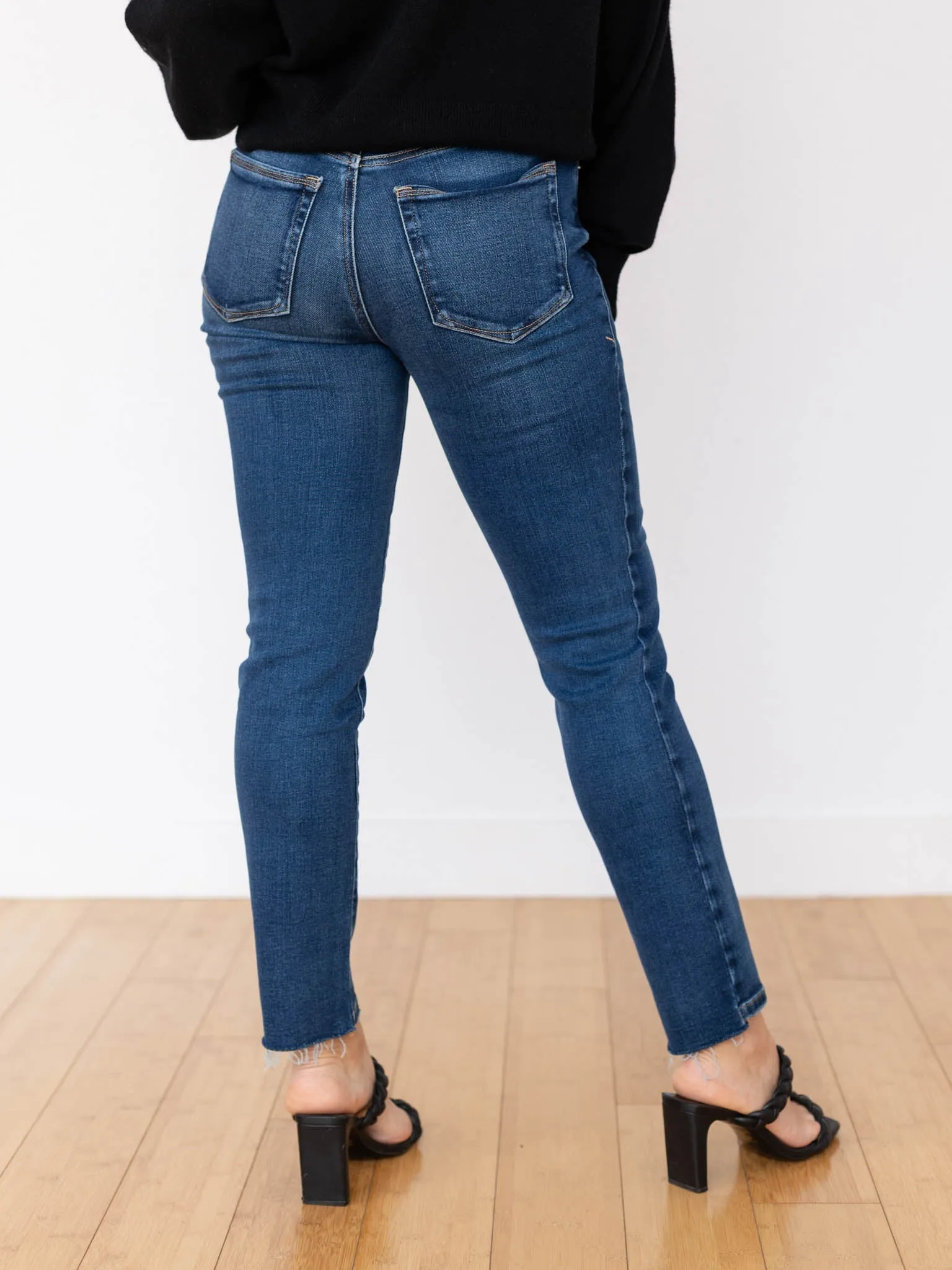 Good American Good Classic Baby Step Hem