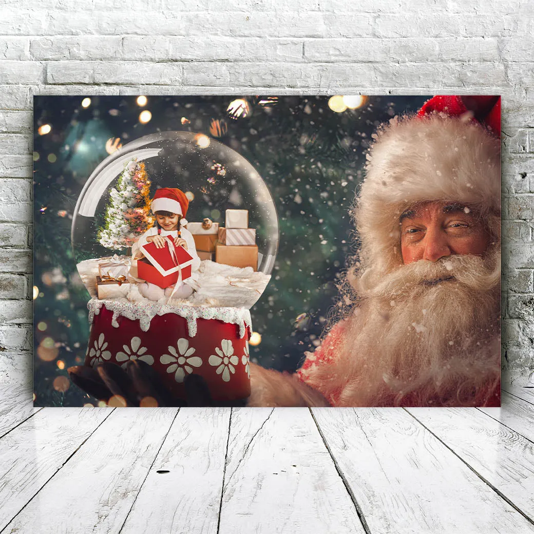 Santa's Snow Globe
