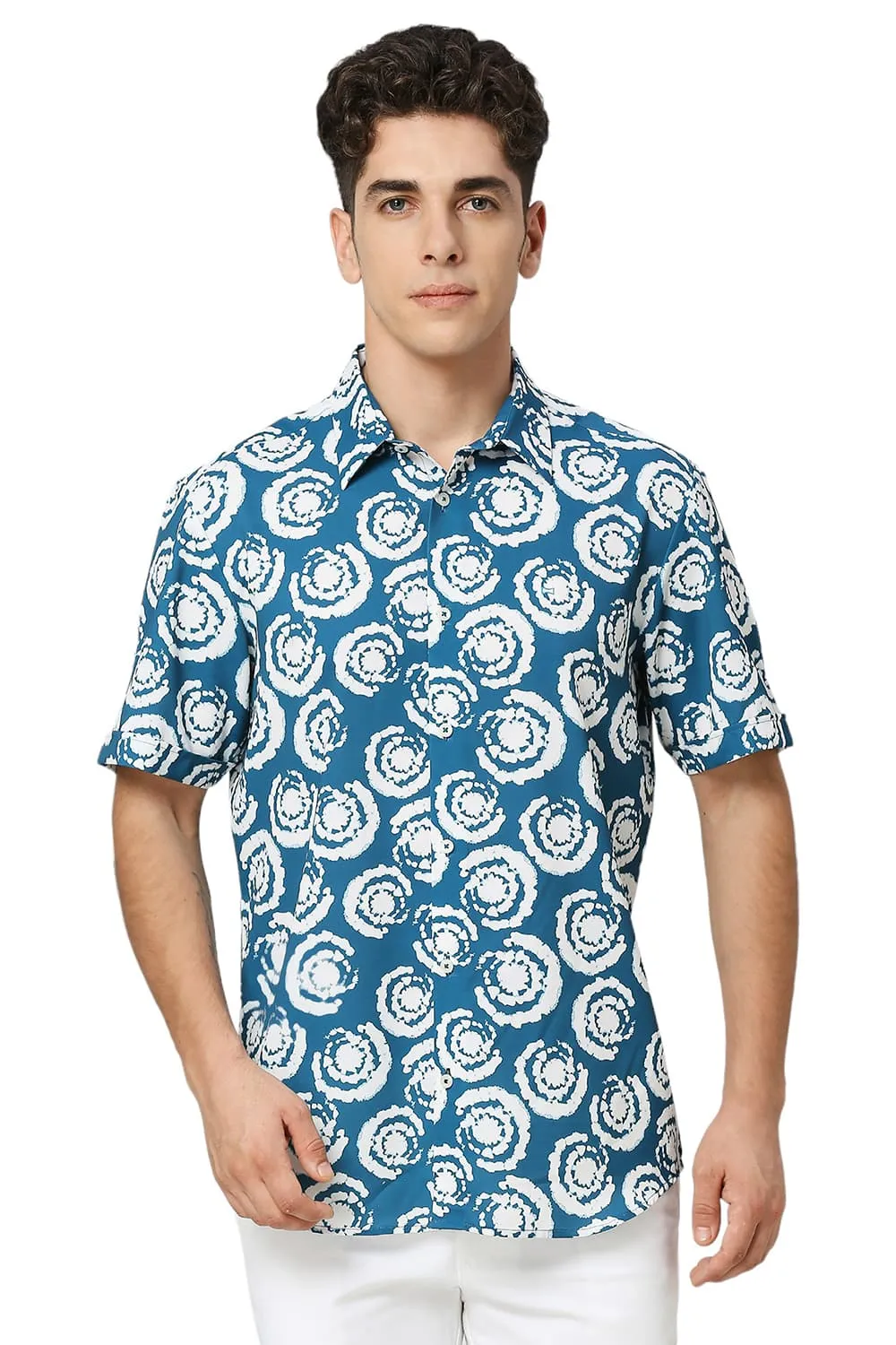 Slim Fit Polyester Printed Halfsleeves Shirt