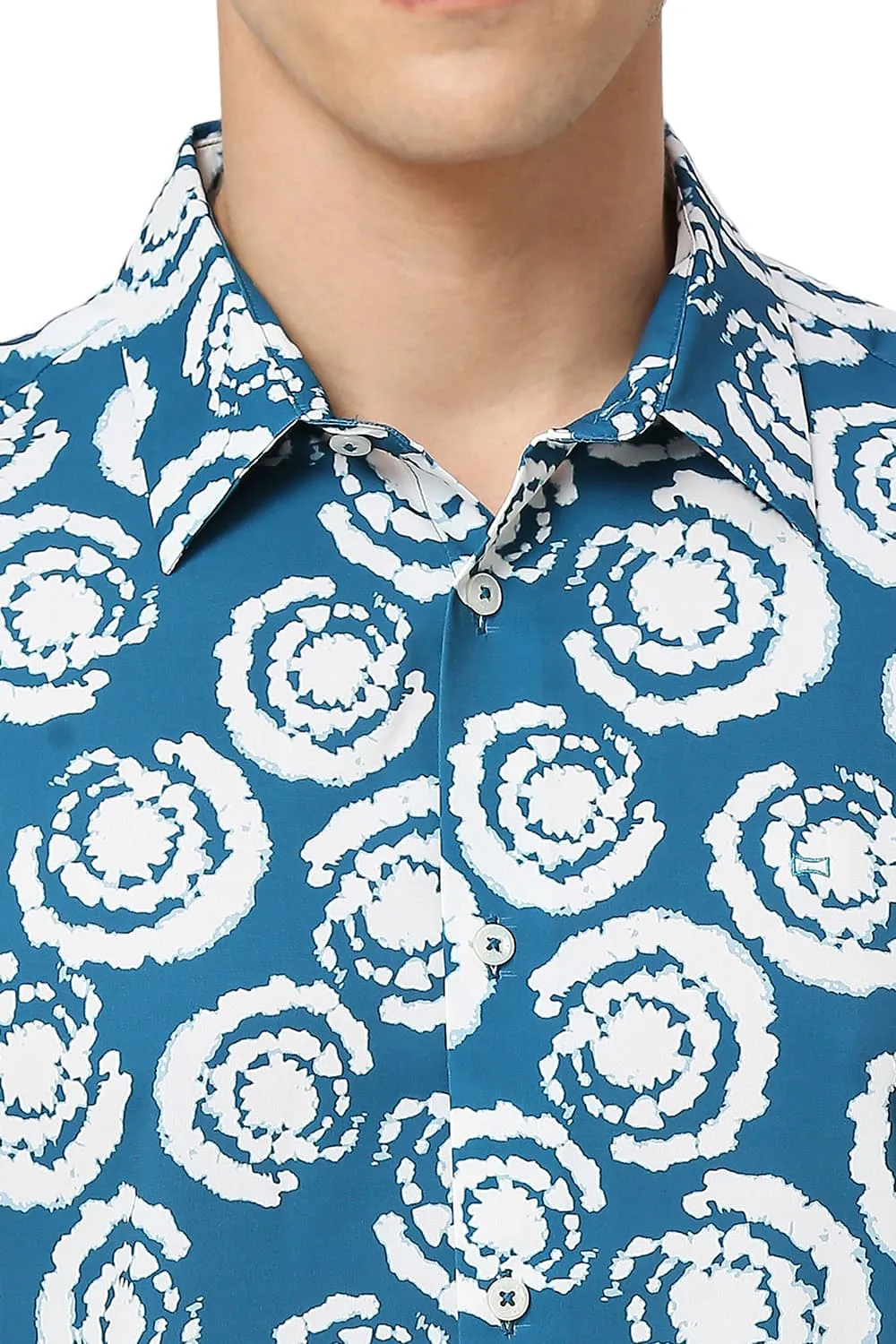 Slim Fit Polyester Printed Halfsleeves Shirt