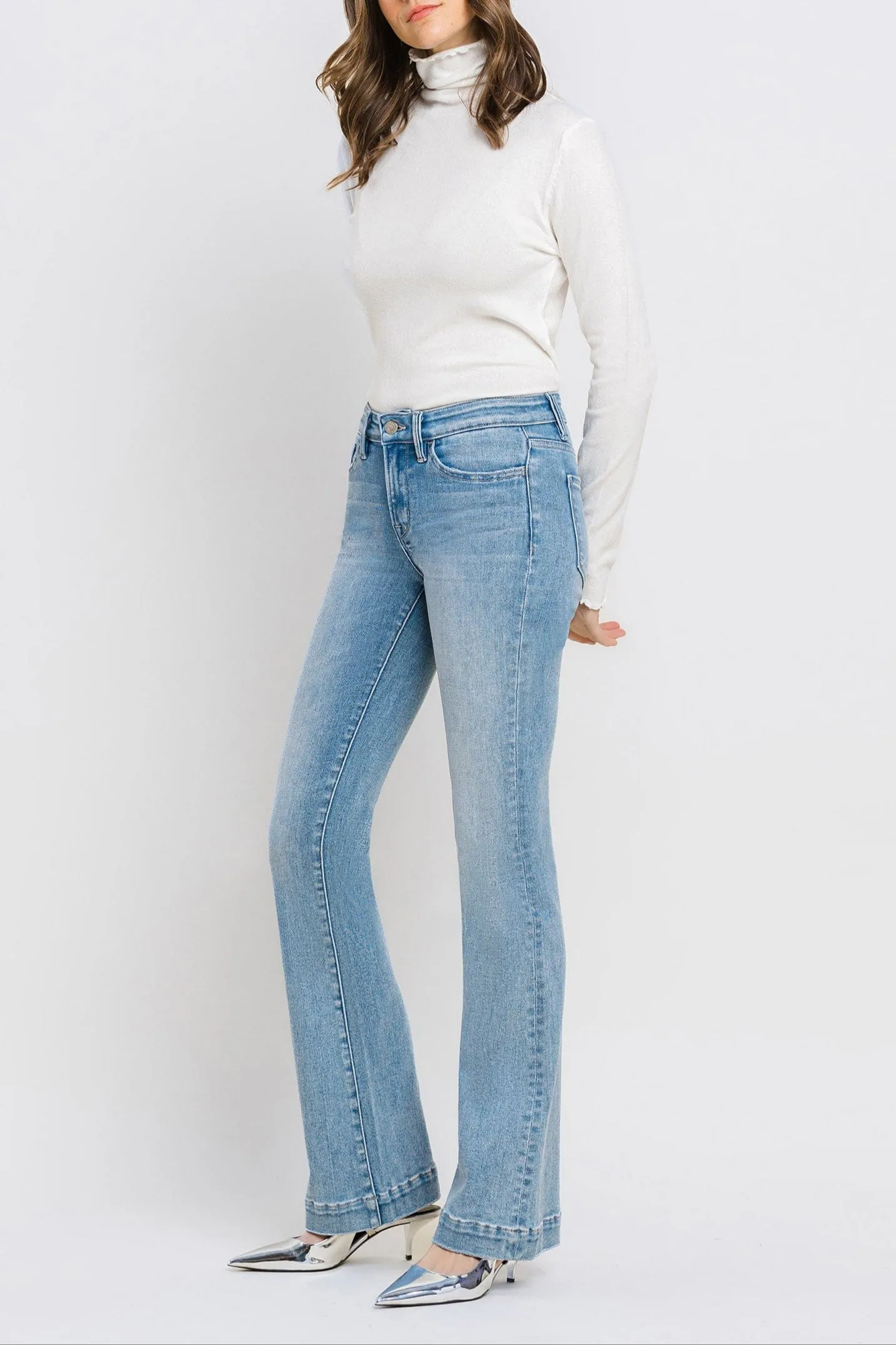Vervet Denim - Mid Rise Bootcut Jeans - T6243