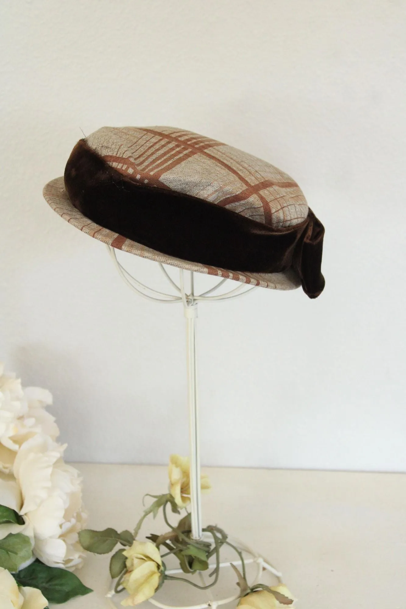 Vintage 1940s 1950's Plaid Madeline Style Hat with Velvet Bow