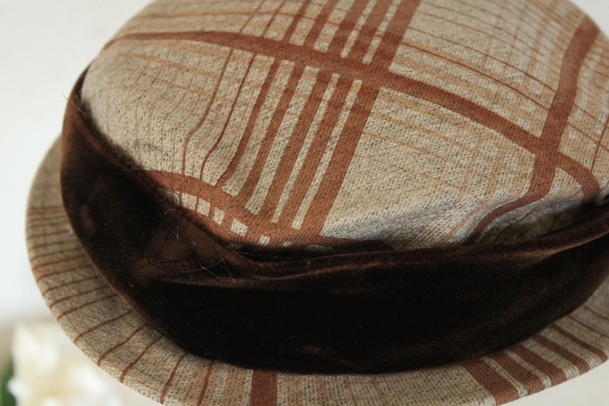Vintage 1940s 1950's Plaid Madeline Style Hat with Velvet Bow
