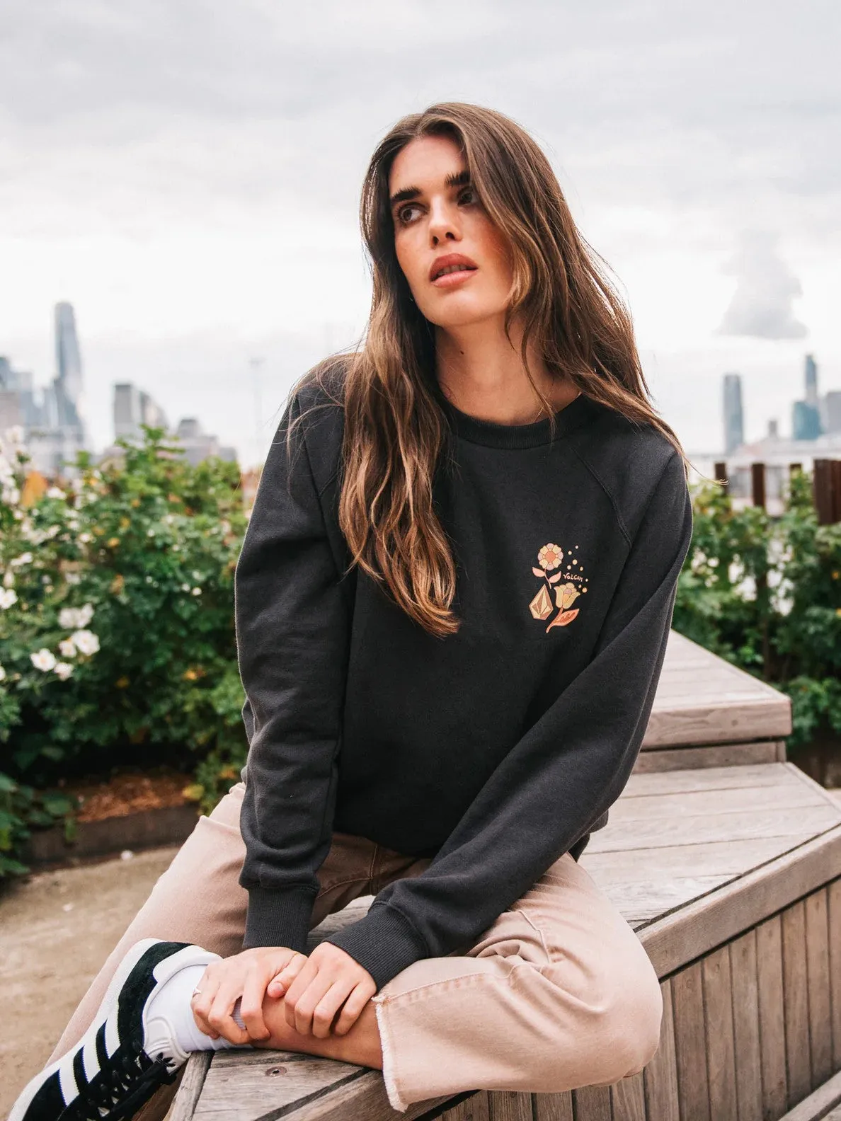 Volcom Sun Keep Magic Boyfriend Crew Fleece